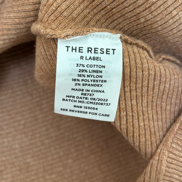 The Reset Ribbed Short Sleeve Pullover - Picture 4 of 8
